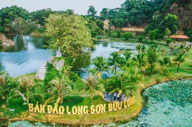 VĂN MIẾU TRẤN BIÊN – KDL BỬU LONG